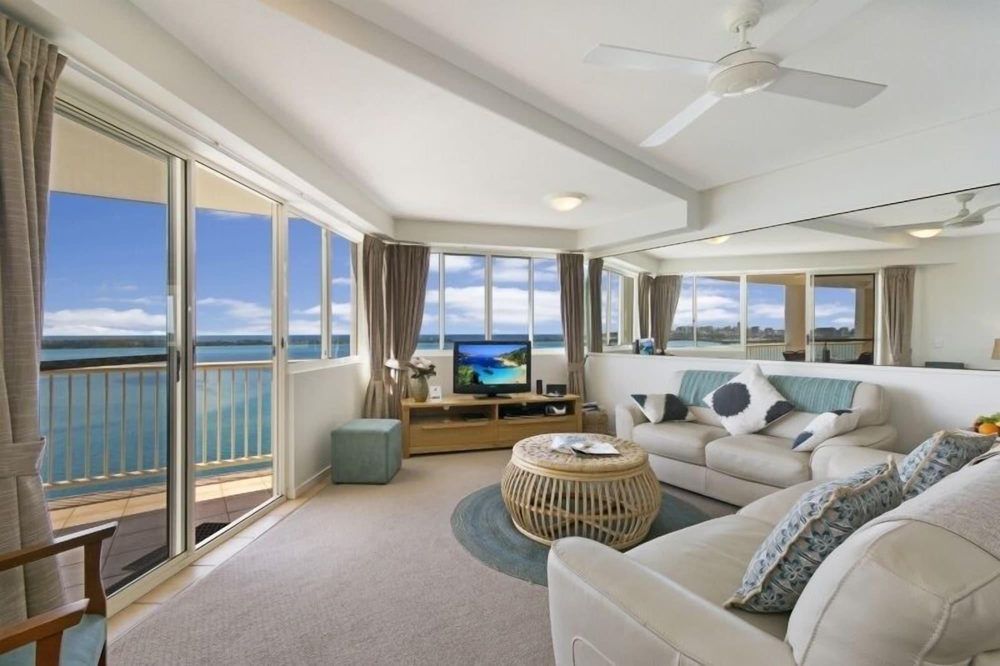 Riviere On Golden Beach Caloundra Exterior foto