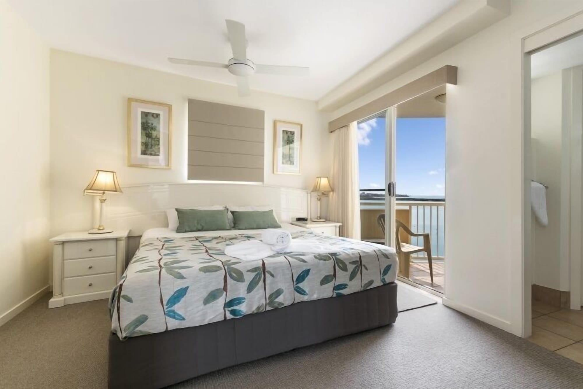 Riviere On Golden Beach Caloundra Exterior foto