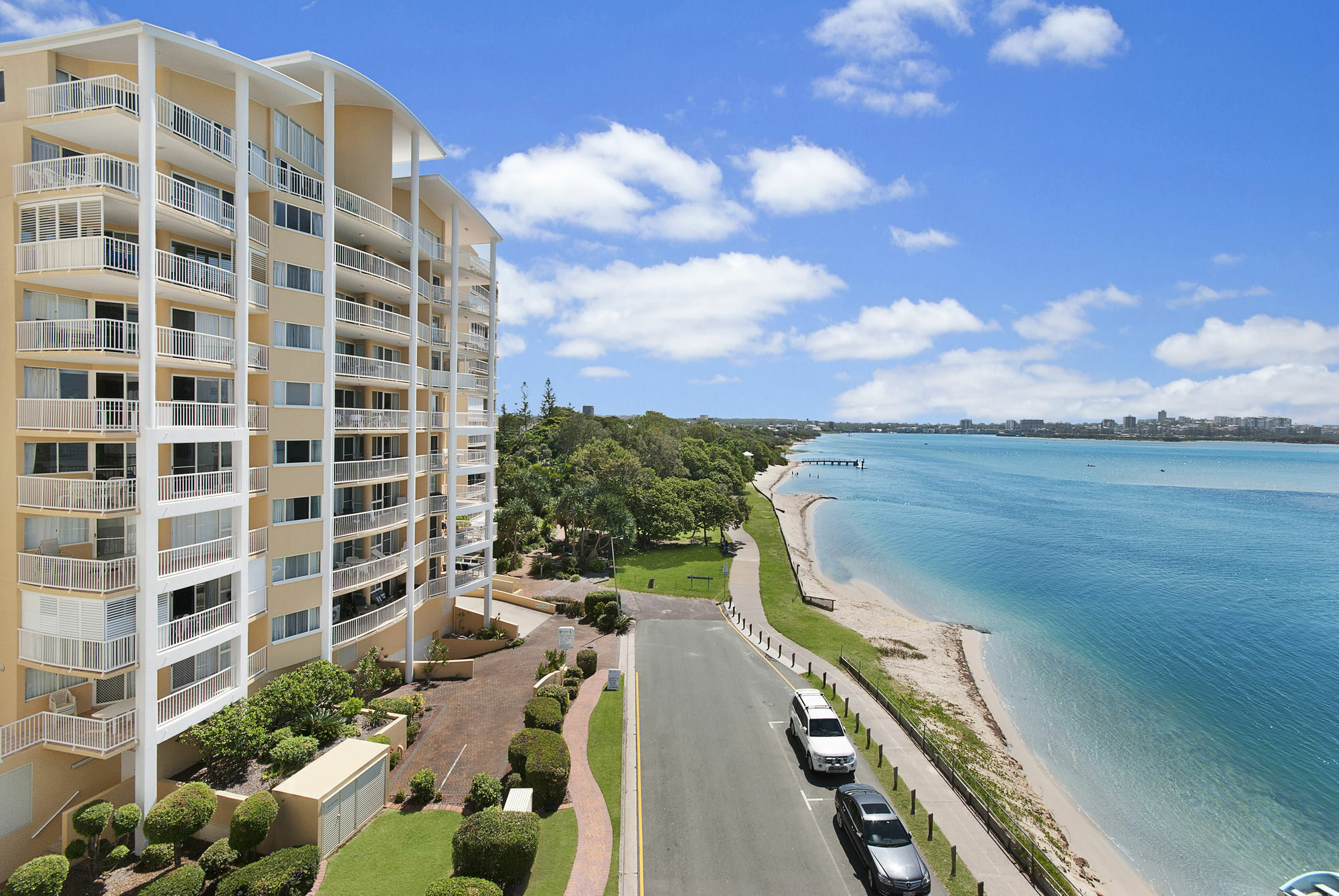 Riviere On Golden Beach Caloundra Exterior foto